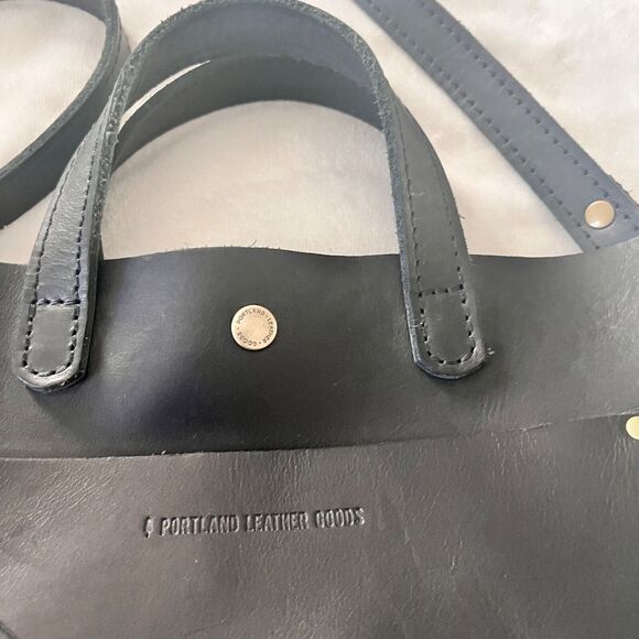 Portland Leather Goods Mini Crossbody Tote In Black Purse Bag Adjustable - Picture 9 of 10